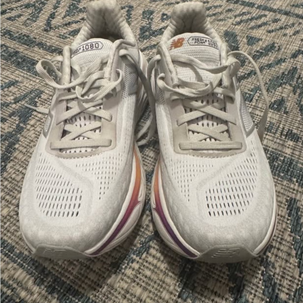 New Balance women 1080